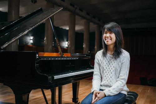 Kate Liu pianistka
